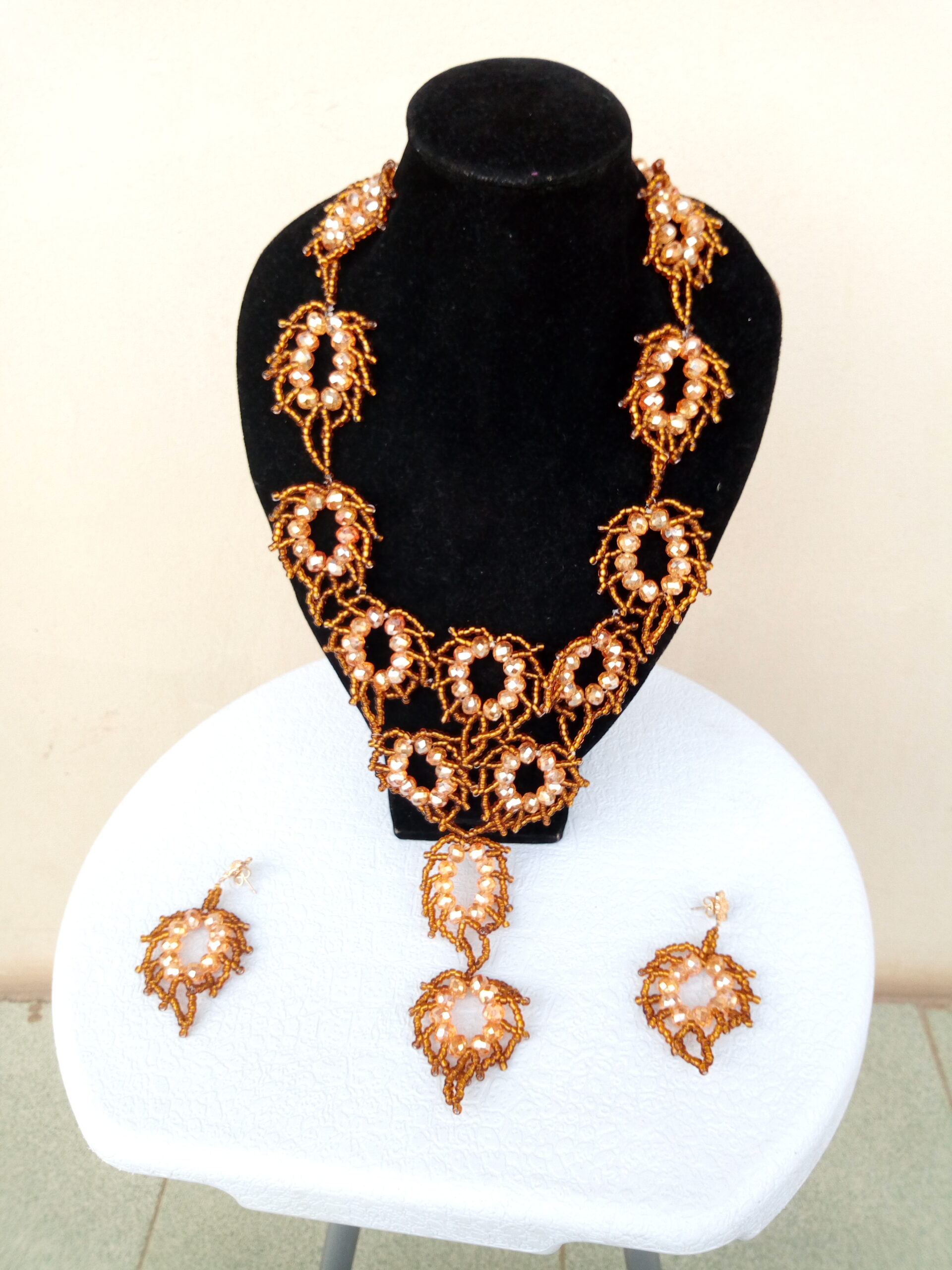 Leaf-shaped Necklace By TCC FASHION